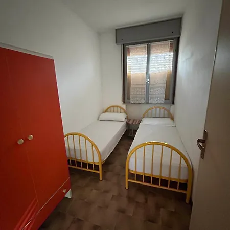 Complesso Mosaico Non Fornisce Biancheria Da Letto,non Fornisce Asciugamani Non Fornisce Prodotti In Genere, Arredati Da Foto, Per Il Check In Agenzia Ferro Viale Francesco Petrarca 391 Ra * 리도아드리