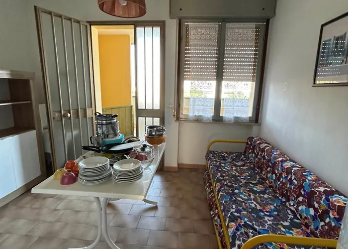 Daire Complesso Mosaico Non Fornisce Prestazioni Di Carattere Alberghiero, Arredati Da Foto, Per Il Check In Agenzia Ferro Viale Francesco Petrarca 391 Ra