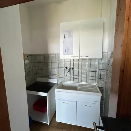 Complesso Mosaico Non Fornisce Prestazioni Di Carattere Alberghiero, Arredati Da Foto, Per Il Check In Agenzia Ferro Viale Francesco Petrarca 391 Ra Lejlighed *