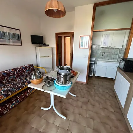 Complesso Mosaico Non Fornisce Prestazioni Di Carattere Alberghiero, Arredati Da Foto, Per Il Check In Agenzia Ferro Viale Francesco Petrarca 391 Ra 아파트 *