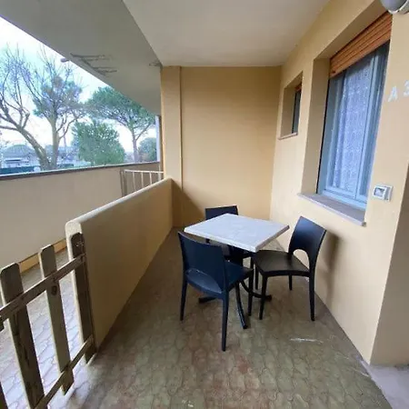 아파트 Complesso Mosaico Non Fornisce Prestazioni Di Carattere Alberghiero, Arredati Da Foto, Per Il Check In Agenzia Ferro Viale Francesco Petrarca 391 Ra