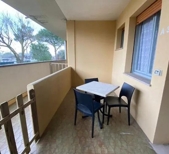 Apartment Complesso Mosaico Non Fornisce Prestazioni Di Carattere Alberghiero, Arredati Da Foto, Per Il Check In Agenzia Ferro Viale Francesco Petrarca 391 Ra